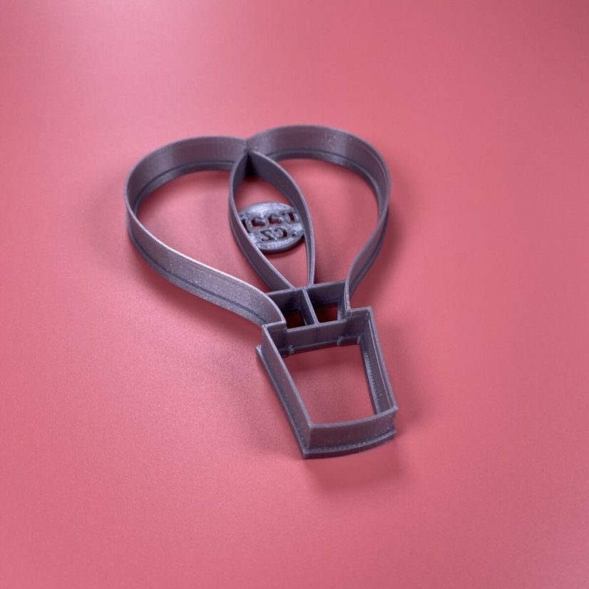 Létající balón ve tvaru srdce vykrajovátko/formička