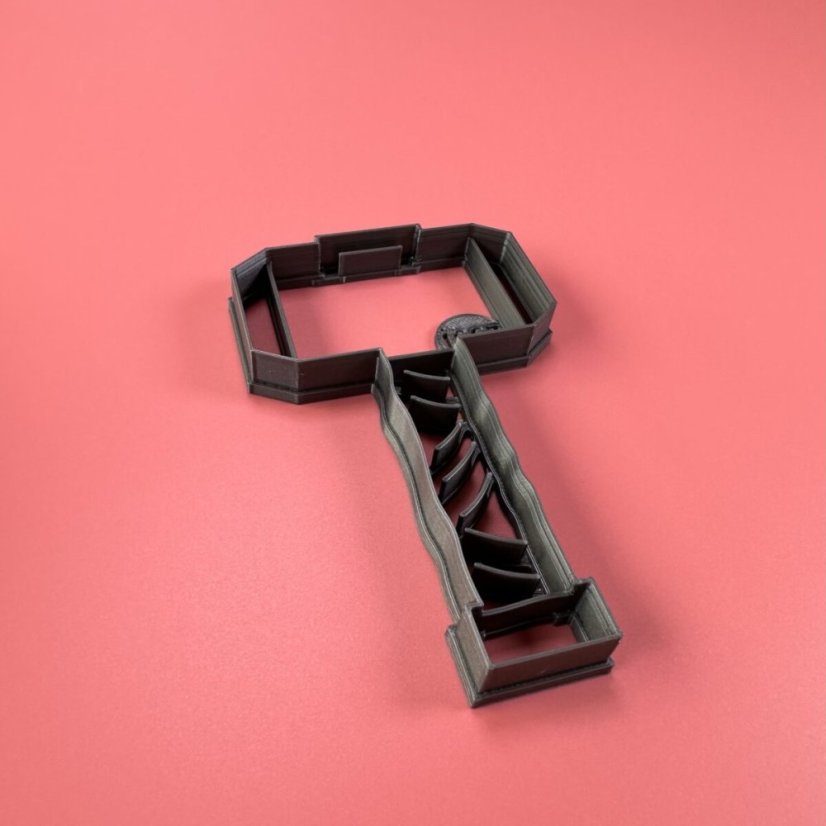 Kladivo vykrajovátko/formička