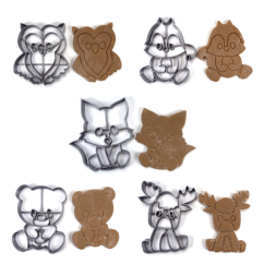 4+1 Akční set vykrajovátek/formiček Lesní zvířata