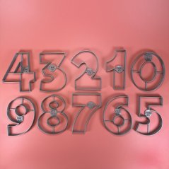 Zestaw dużych cyfr 0 - 9 (11 cm) /8 + 2 gratis/ foremki/ wykrawacze