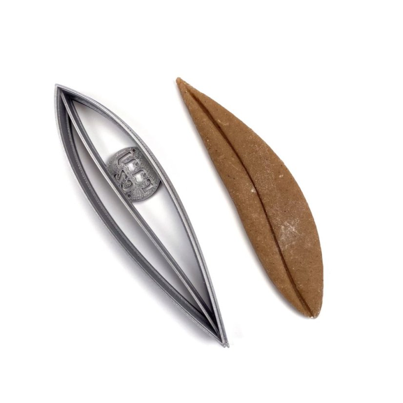 4+1 Akční set vykrajovátek/formiček Květiny se džbánem